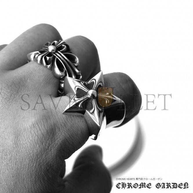 CHROME HEARTS LARGE STAR RING