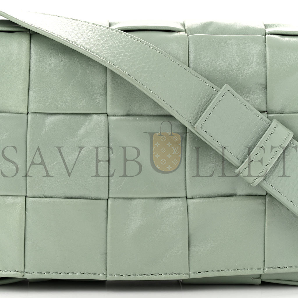 BOTTEGA VENETA PAPER CALFSKIN MAXI INTRECCIO CASSETTE CROSSBODY BAG SAGE (18*11*4cm)