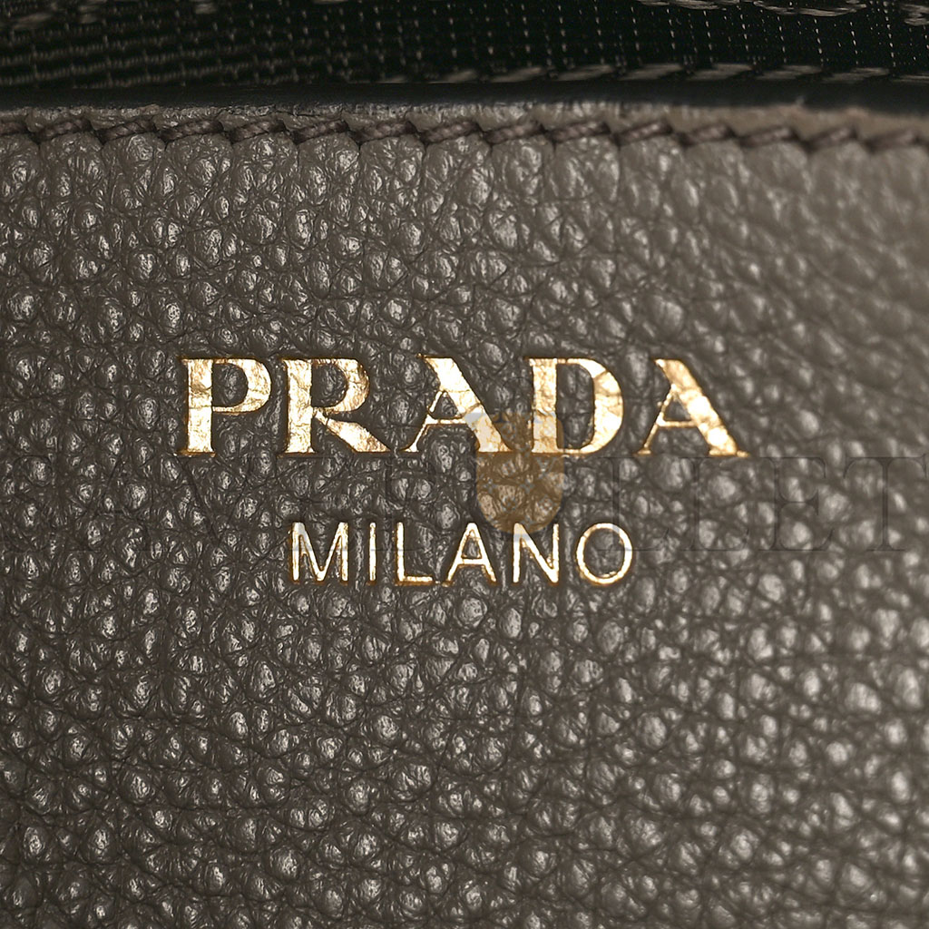 PRADA VITELLO PHENIX DOUBLE ZIP CROSSBODY BAG ARGILLA (24*17*2cm)