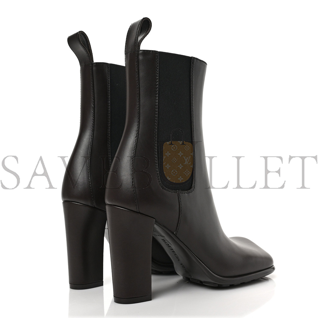 BOTTEGA VENETA CALFSKIN STORM CHELSEA BOOTS 35 FONDANT 