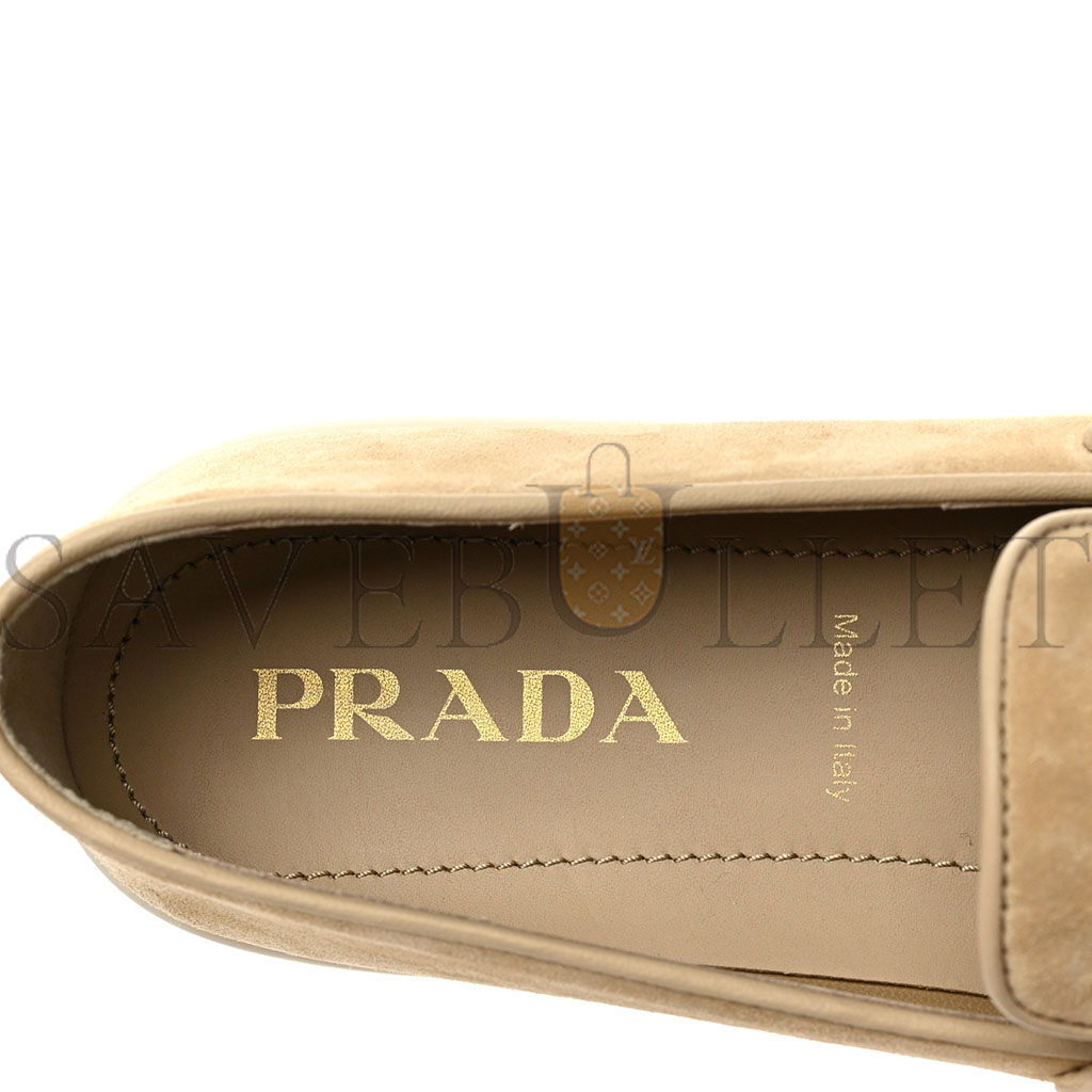 PRADA VITELLO SCAMOSCIATO METAL TRIANGLE LOGO SAINT TROPEZ 25MM LOAFERS 40 ECRU