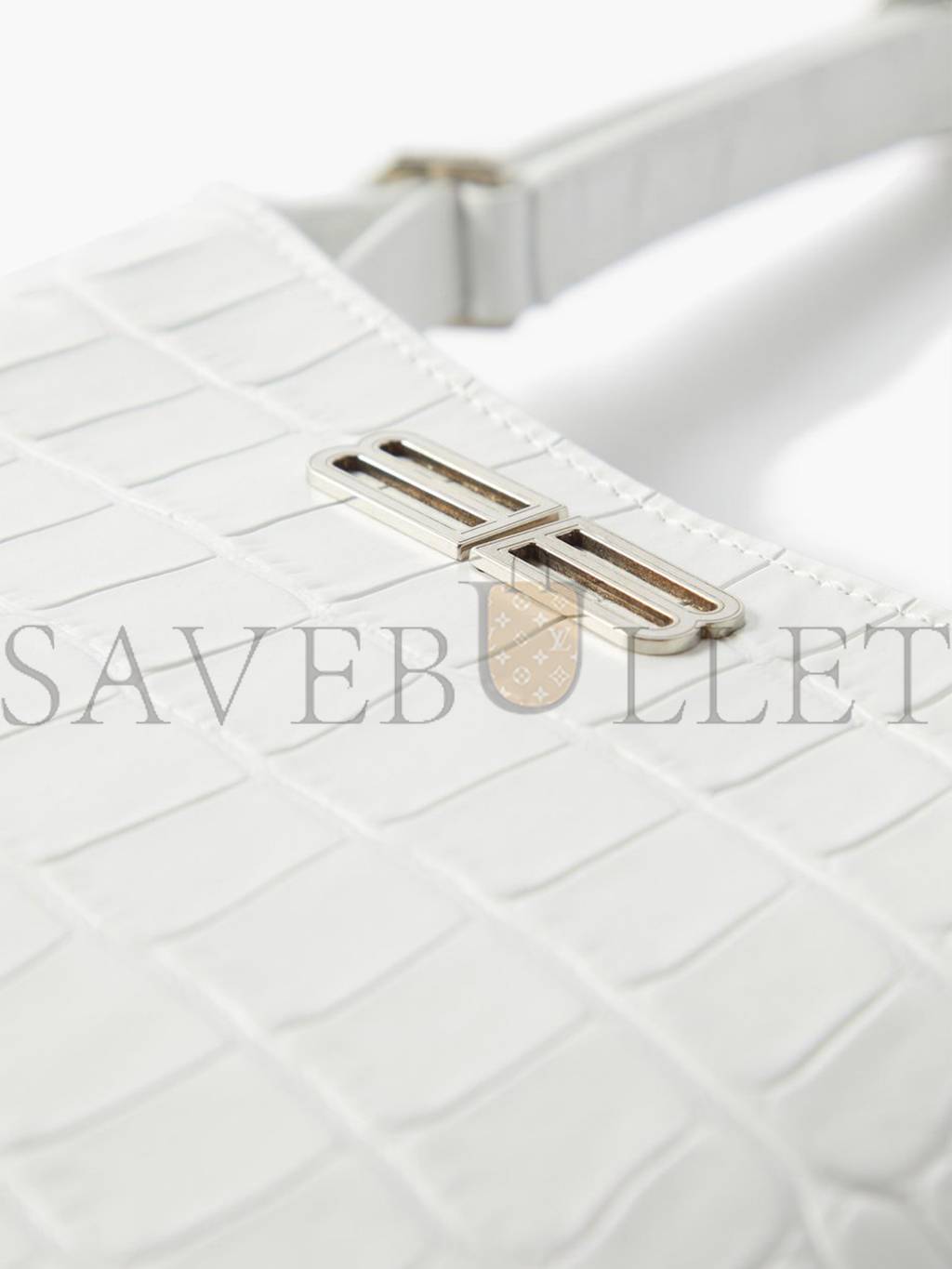 BALENCIAGA WHITE XX BB-LOGO CROCODILE-EFFECT LEATHER SHOULDER BAG MATCHESFASHION US (22.8*16.5*4cm)