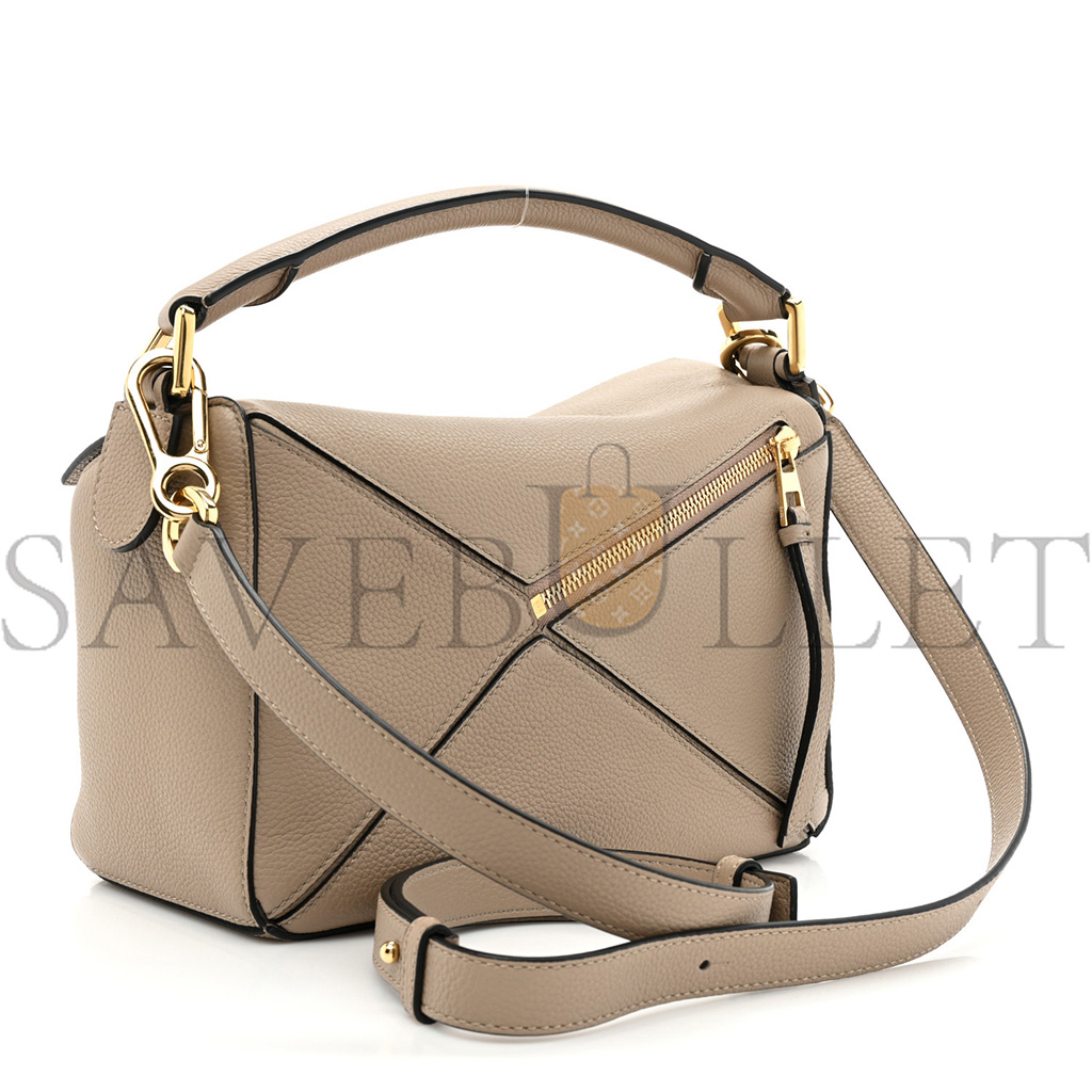 LOEWE GRAINED CALFSKIN SMALL PUZZLE BAG SAND (24*16.5*10.5cm)