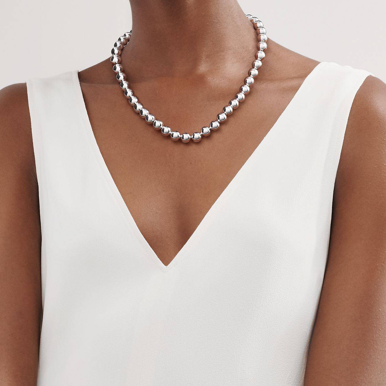 TIFFANY HARDWEAR BALL NECKLACE