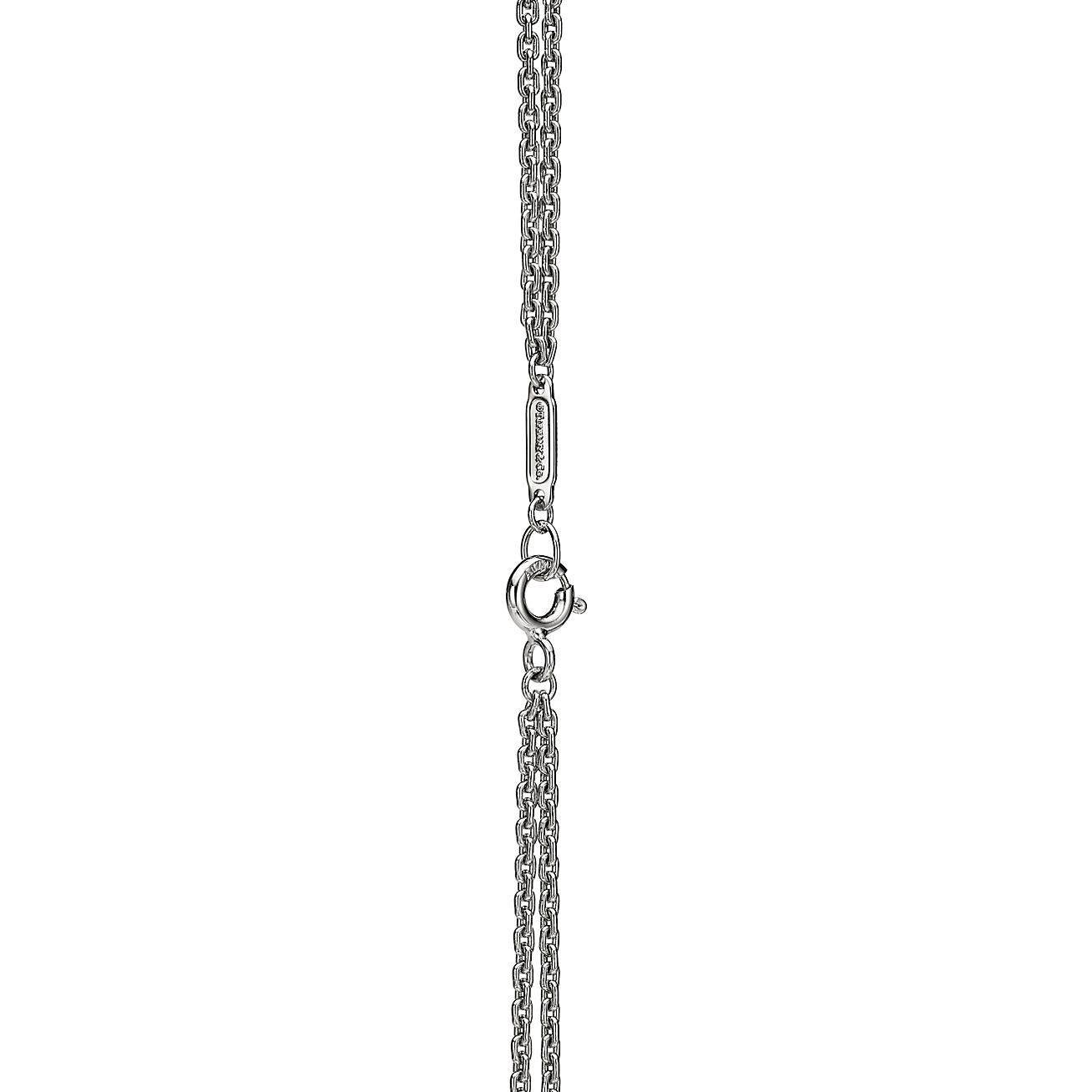 TIFFANY HARDWEAR LINK PENDANT IN WHITE GOLD WITH PAVÉ DIAMONDS