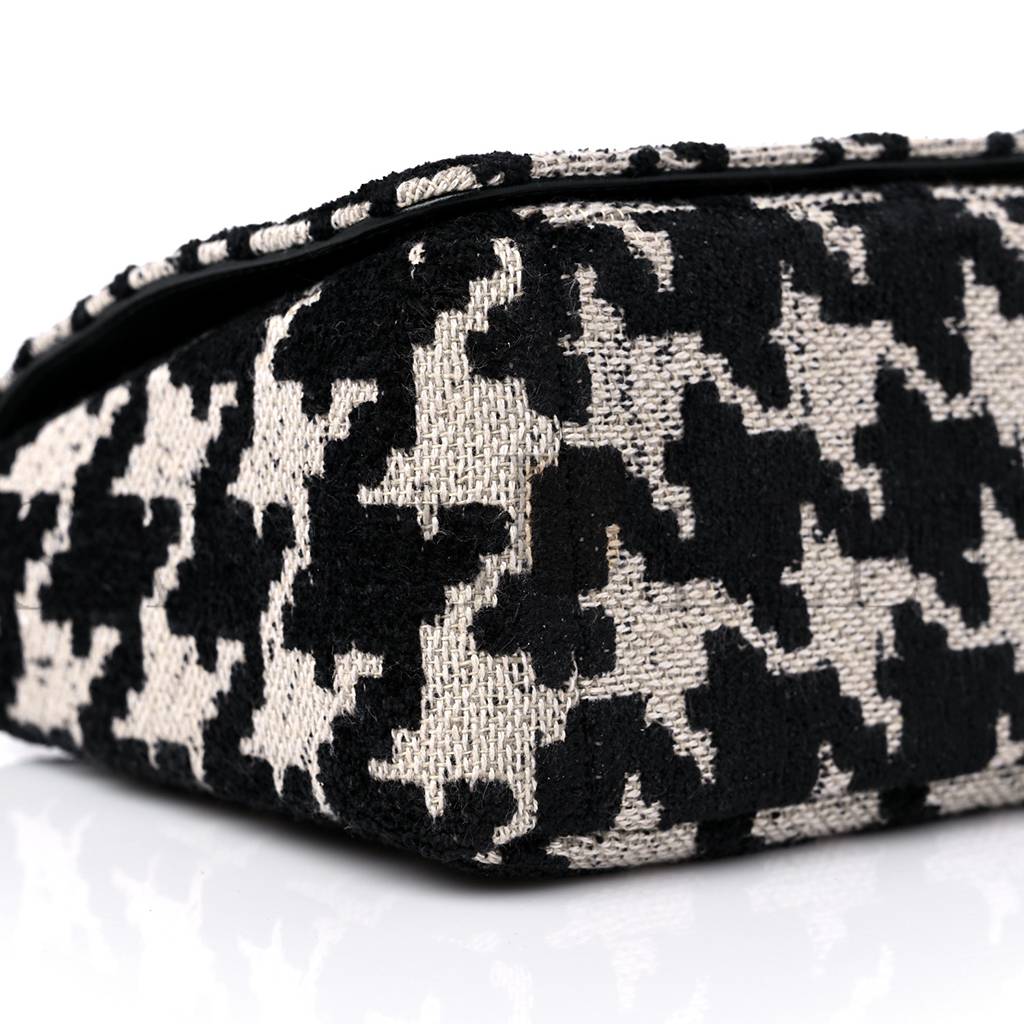 DIOR TECHNICAL CANVAS MACRO HOUNDSTOOTH MEDIUM CARO BAG BLACK WHITE (25*15*8.9cm)